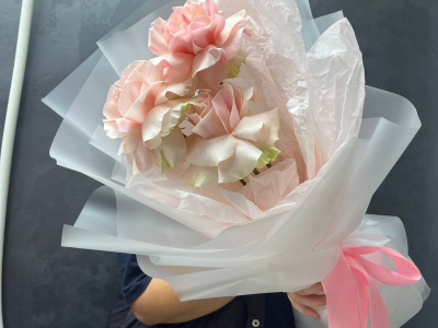 Букет из французкой розы «нежный поцелуй»