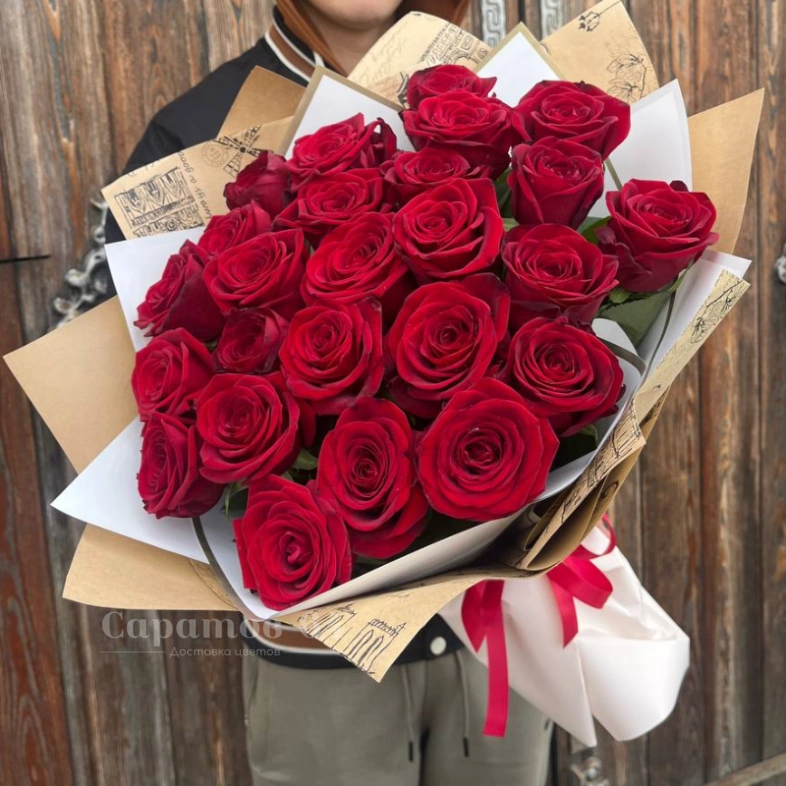 Букет из 25-ти красных роз &laquo;Королевский&raquo;
