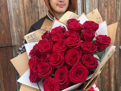 Букет из 25-ти красных роз «Королевский»
