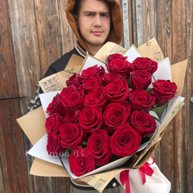 Букет из 25-ти красных роз &laquo;Королевский&raquo;