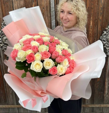 Букет из 51 розы «Нежное облако»