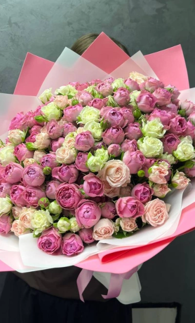 Букет из пионовидной розы «Суфле»