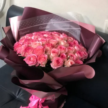 Букет из 51 розы «Джумилия»