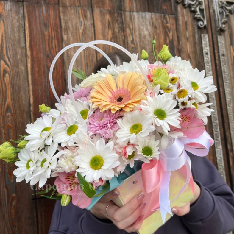 Цветы в сумочке &laquo;летнее утро&raquo;