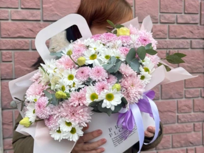 Цветы в коробке «Нежное очарование»