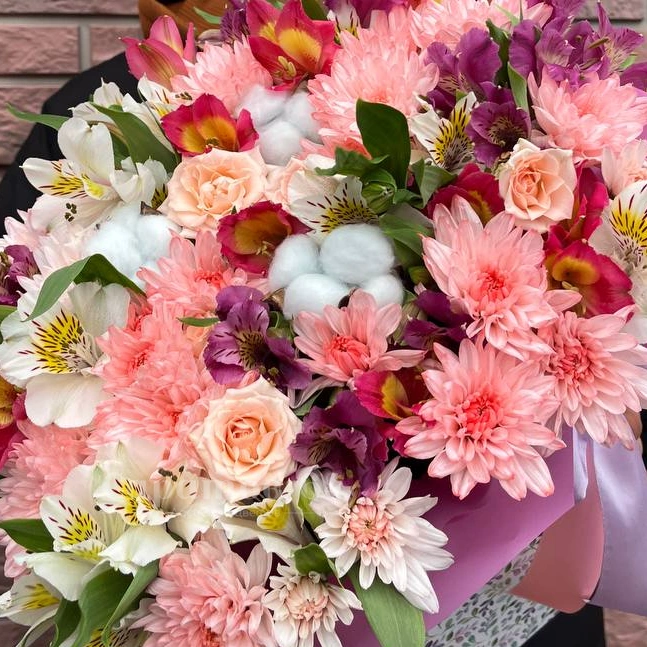 Букет в коробке &laquo;летняя трапеция&raquo;