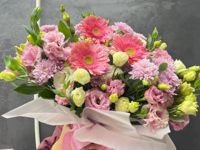 Композиция в шляпной коробке «романтический сад»