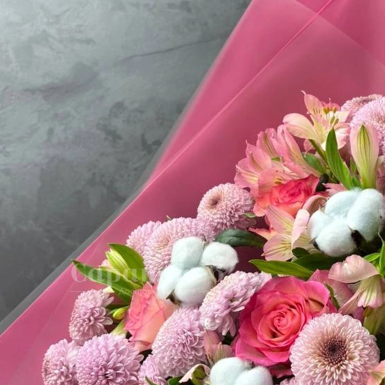 Букет с розами, хризантемами и альстромериями &laquo;облако счастья&raquo;