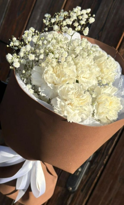 Букет из гвоздики «безе»