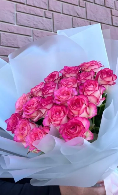 Букет 17 розовых роз