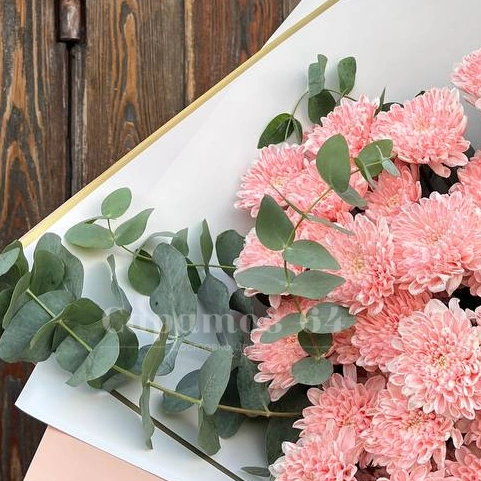 Сборный букет &laquo;малиновый капкейк&raquo;