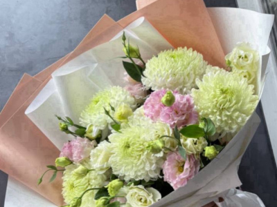 Сборный букет «цветок пустыни»