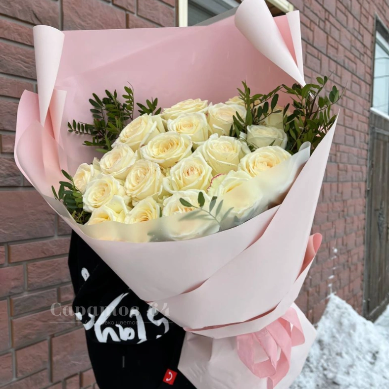 Букет &laquo;19 белых роз&raquo;