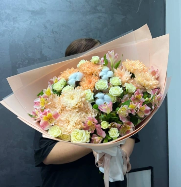 Букет «персиковое безе»
