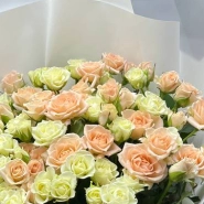 Букет из кустовых роз Микс 1