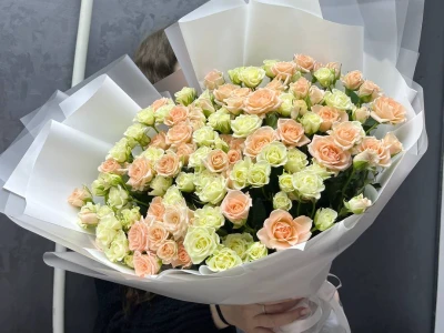 Букет из кустовых роз Микс