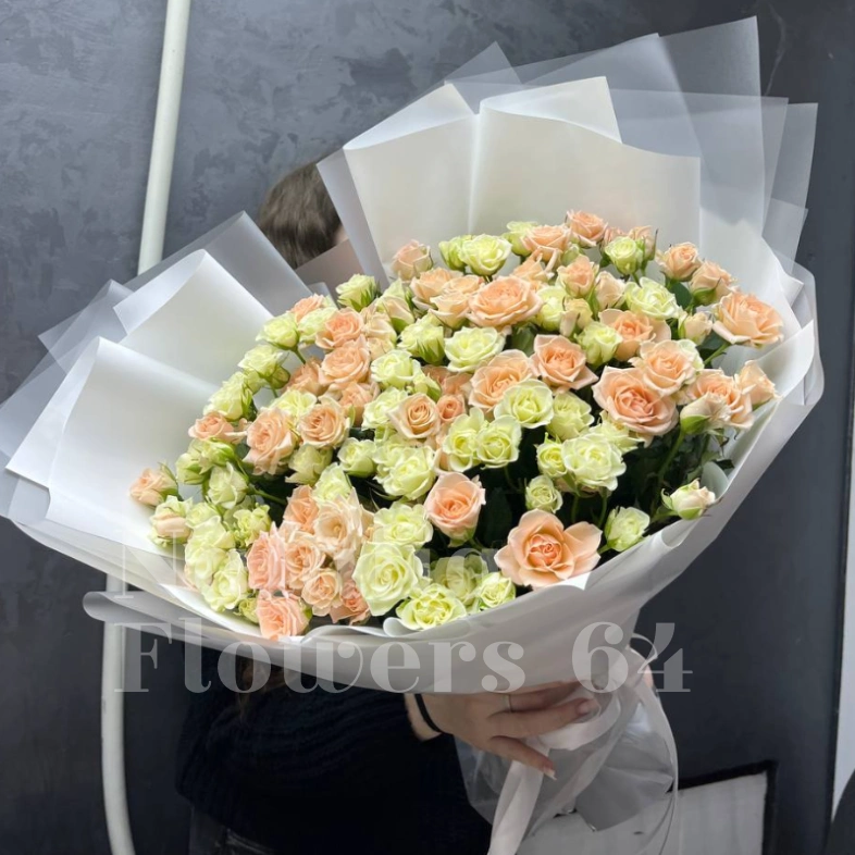 Букет из кустовых роз Микс