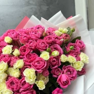 Букет из роз &laquo;неоновый пион&raquo; 1