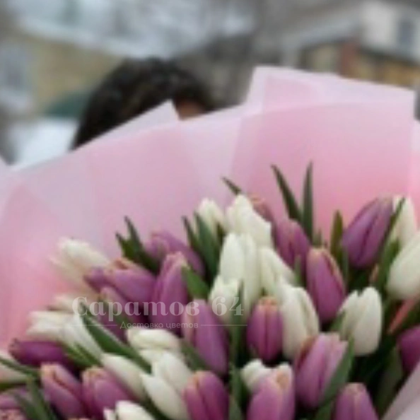 Нежный микс из 55 тюльпанов