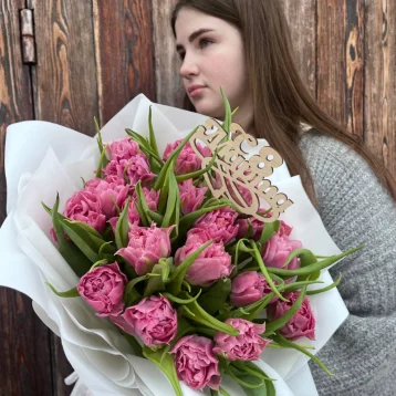 Букет 19 пионовидных розовых тюльпанов