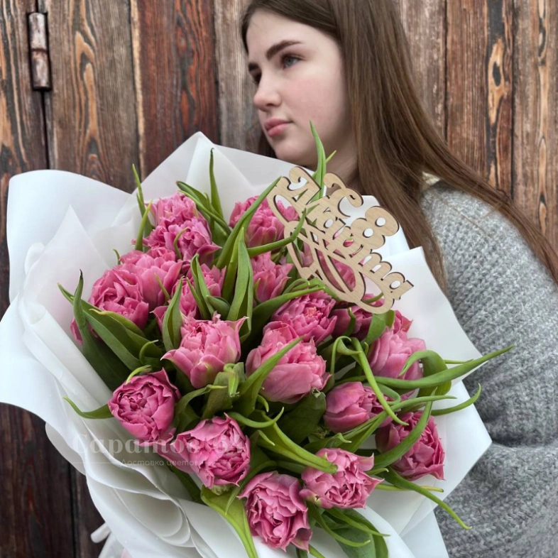 Букет 19 пионовидных розовых тюльпанов